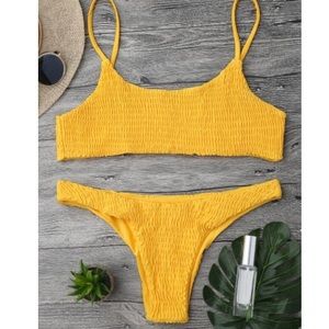 YELLOW BIKINI TOP AND BOTTOMS